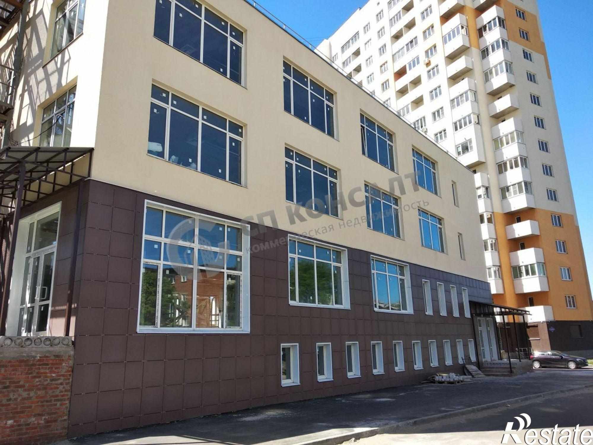 Сдать офис, помещение под офис за 180 000 рублей на Крайнова ул