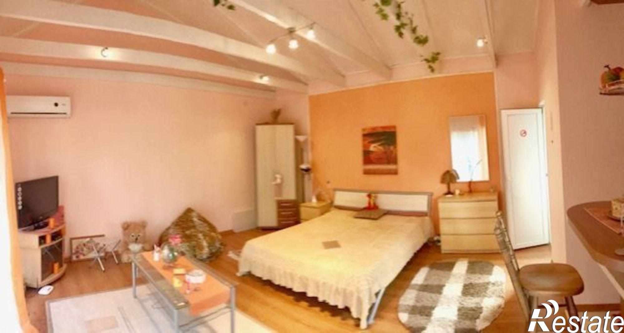Купить дачу, дом, коттедж за 19 500 000 рублей на Вишнёвая улица, 4