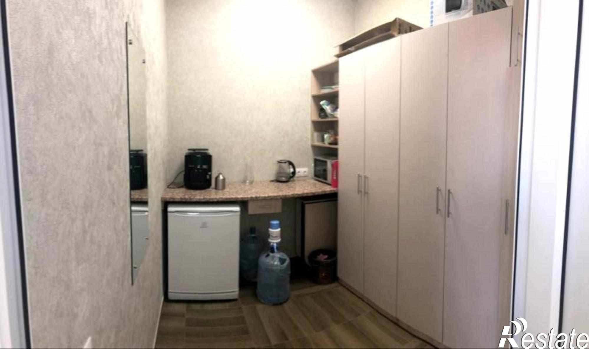 Купить офис, помещение под офис за 8 900 000 рублей на Пионерский б-р, 3
