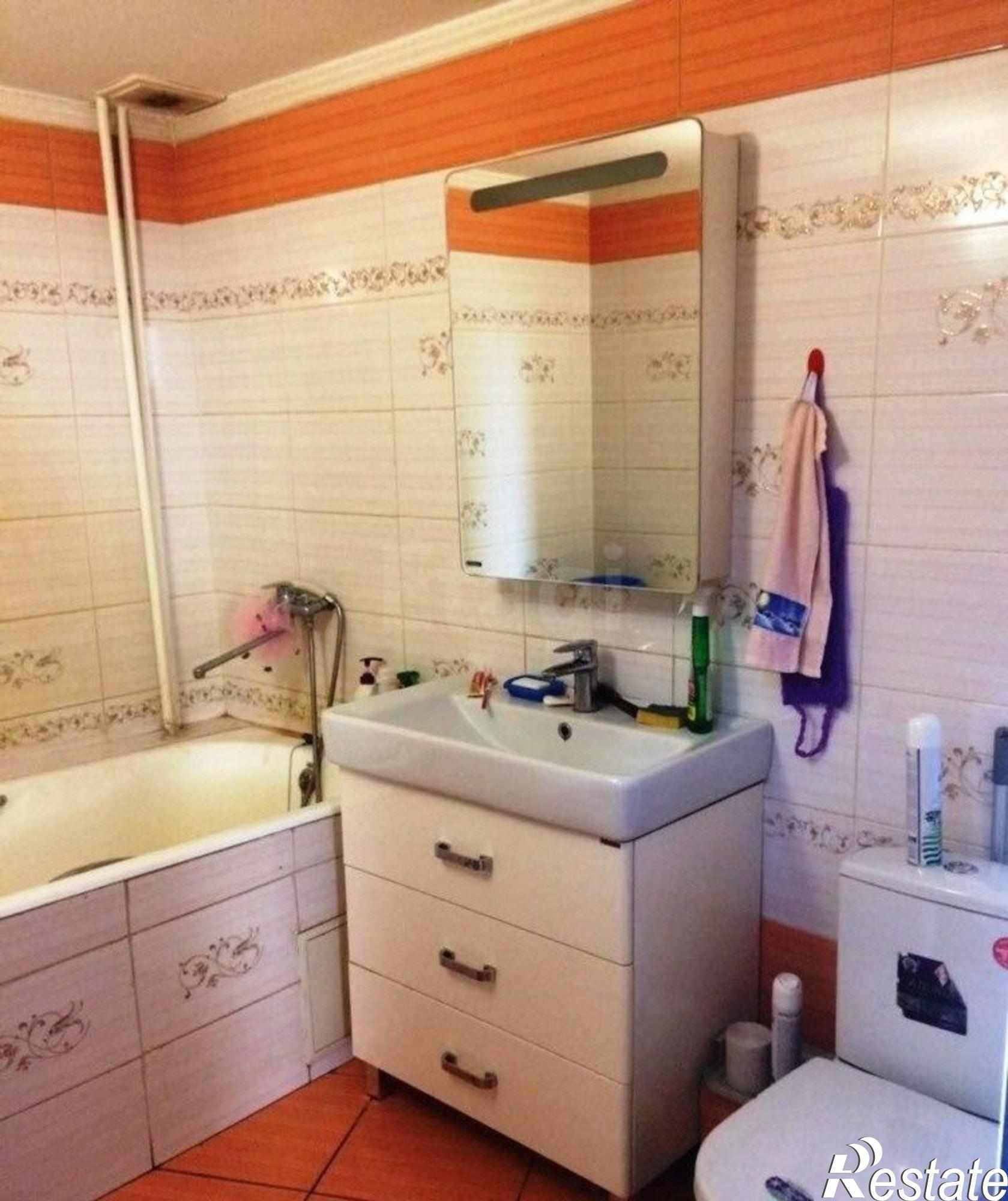Купить дачу, дом, коттедж за 15 000 000 рублей на Хабаровская улица