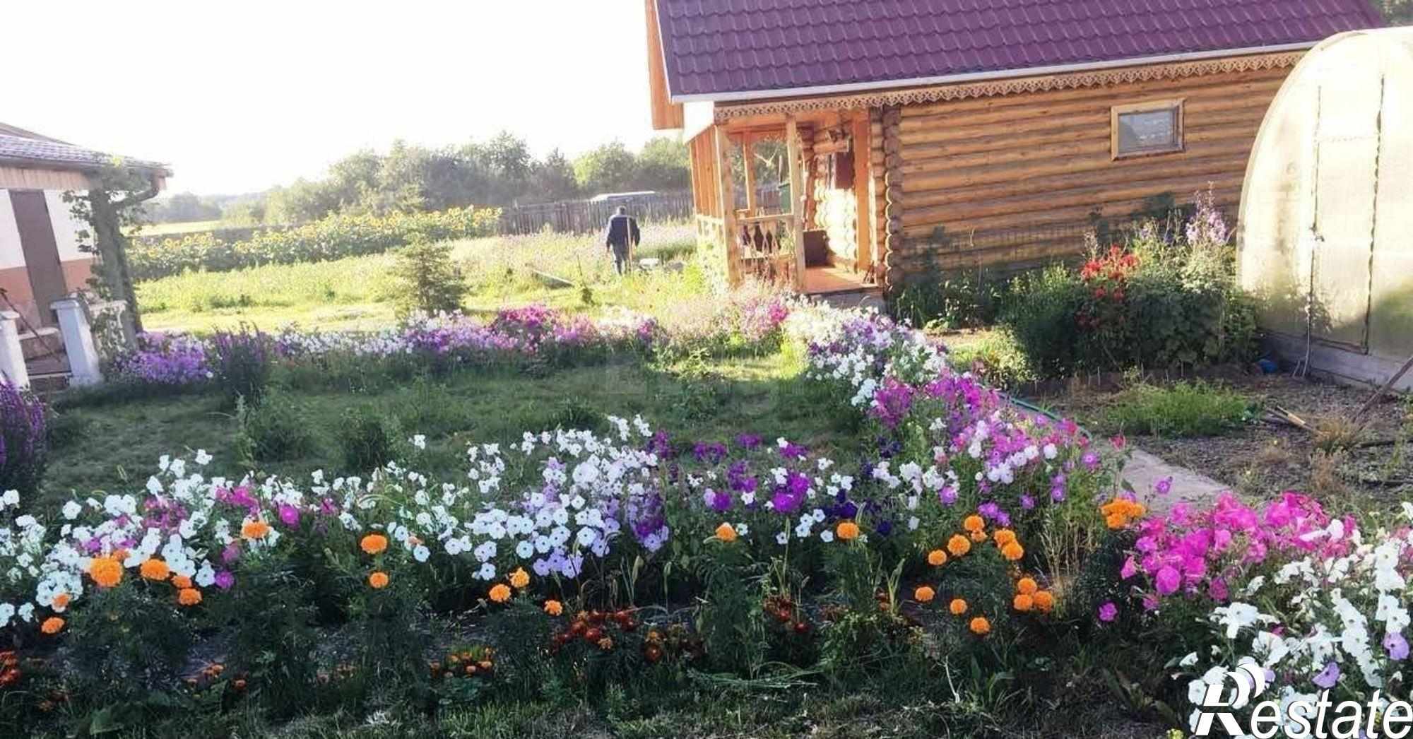 Купить дачу, дом, коттедж за 15 000 000 рублей на Хабаровская улица
