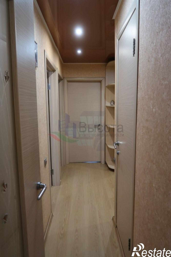 3-комн квартира ул. Бориса Богаткова,245