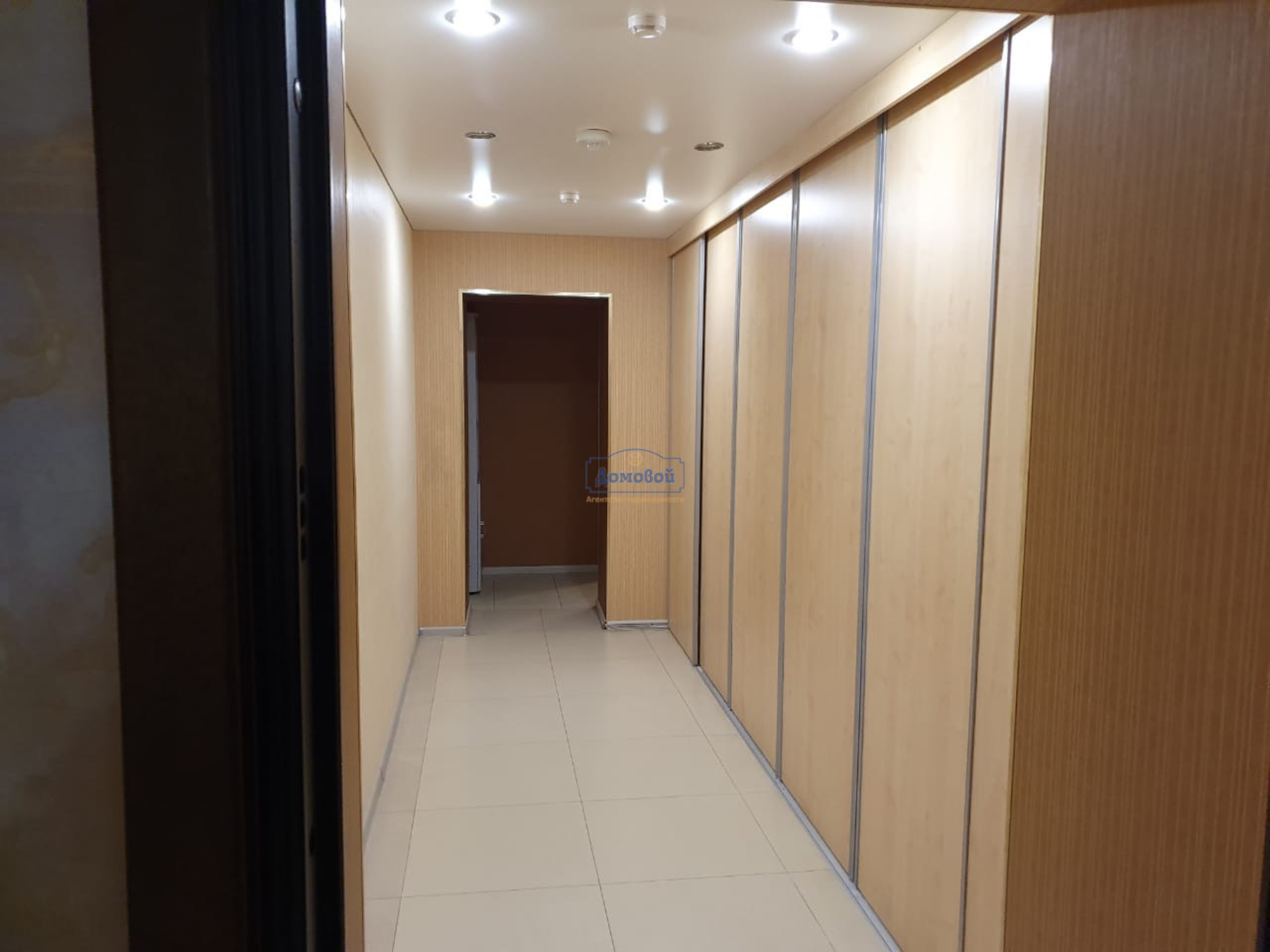 Купить помещение свободного назначения за 15 500 000 рублей на Хрустальная ул.