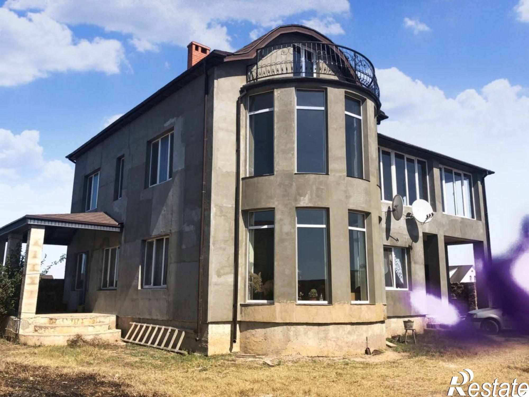 Купить дачу, дом, коттедж за 7 400 000 рублей на Южная улица