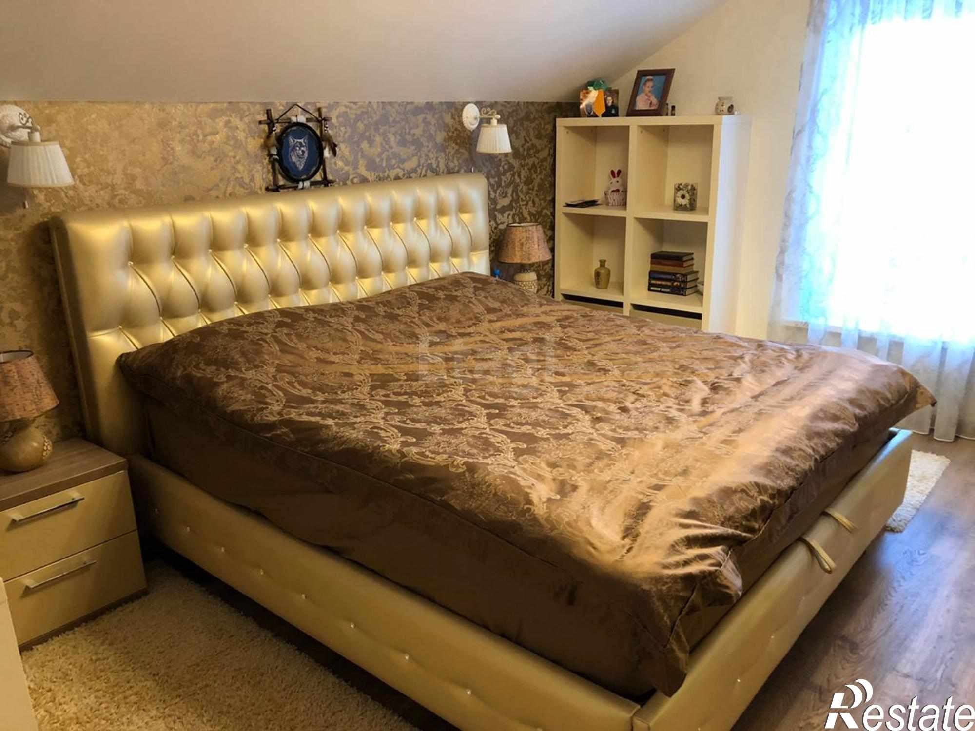 Купить дачу, дом, коттедж за 10 700 000 рублей на Молодёжная улица