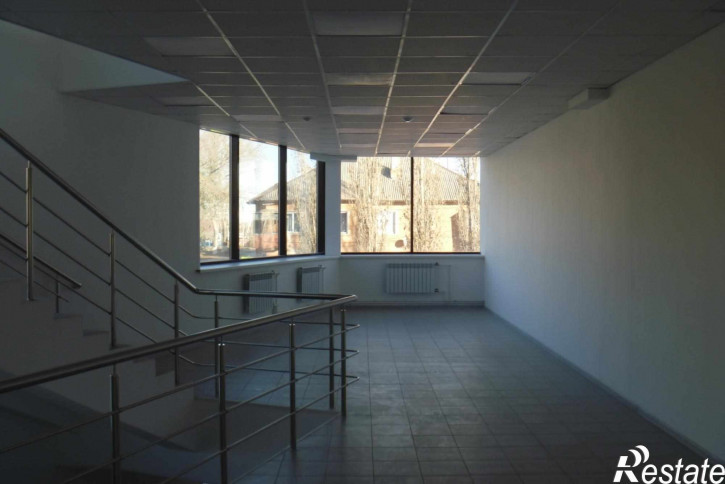 Торговое помещение пл. Горскова, д. 1