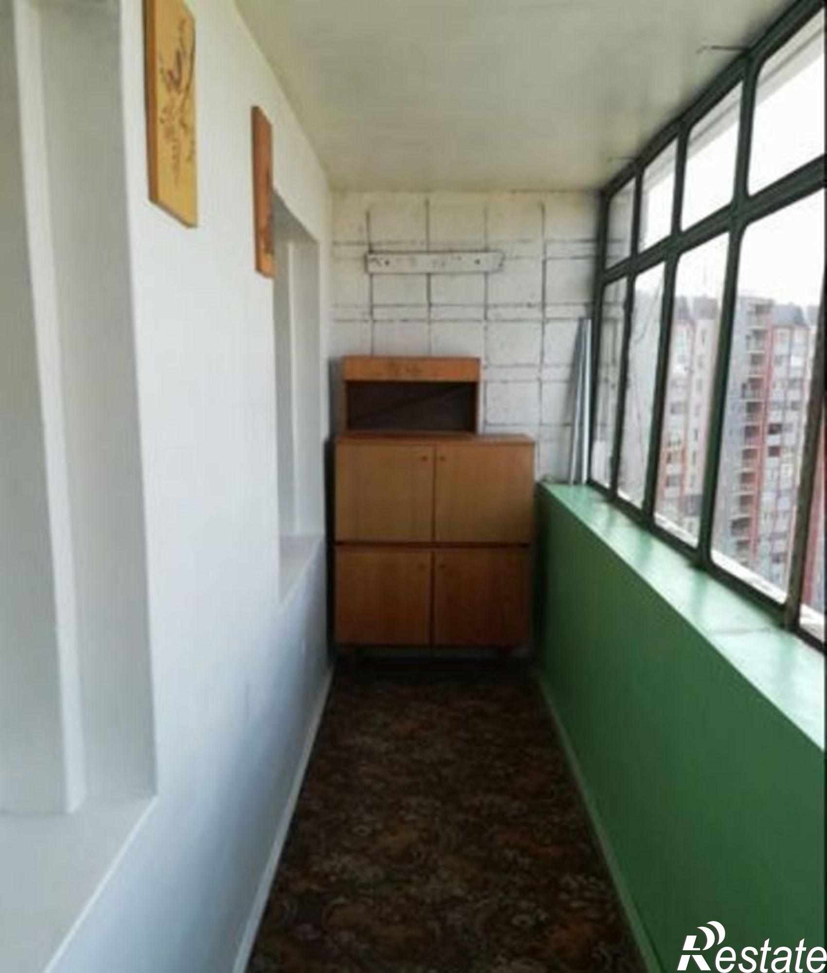 Купить квартиру за 2 400 000 рублей на ул. Толбухина,21