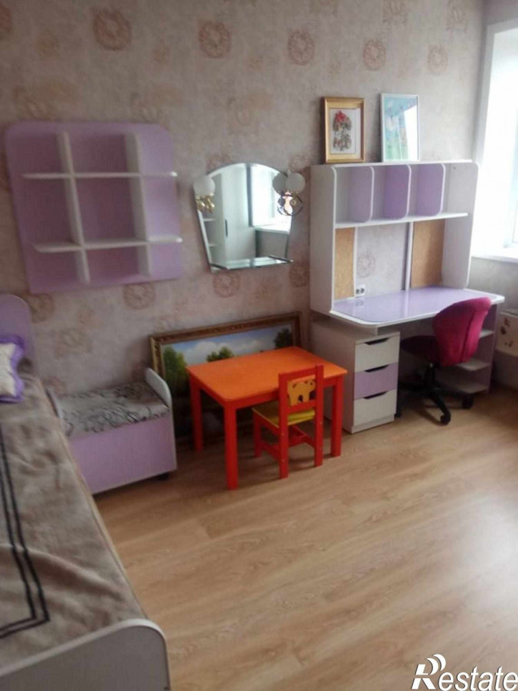 2-комн квартира ул. Вавилова,3