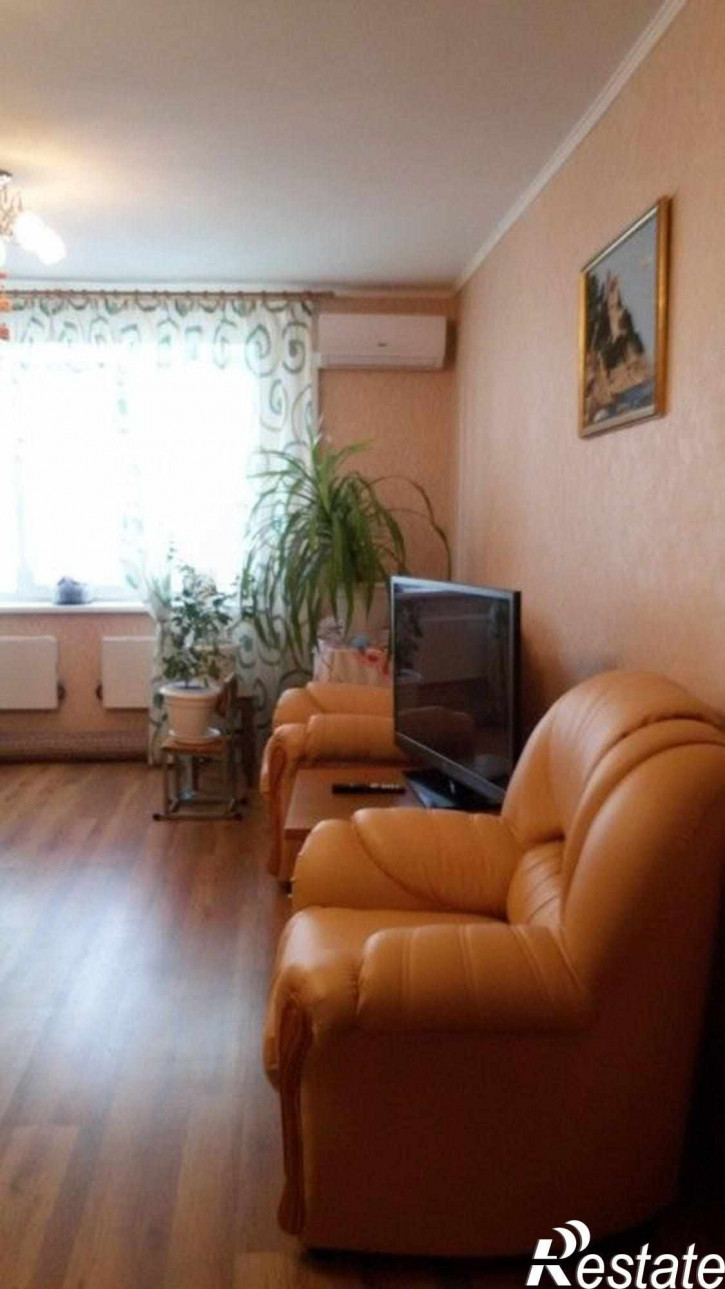 2-комн квартира ул. Высоцкого,64