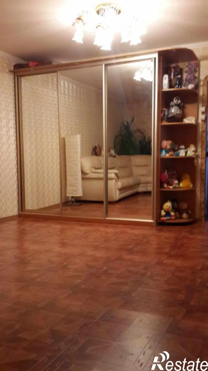 2-комн квартира ул. Высоцкого,64