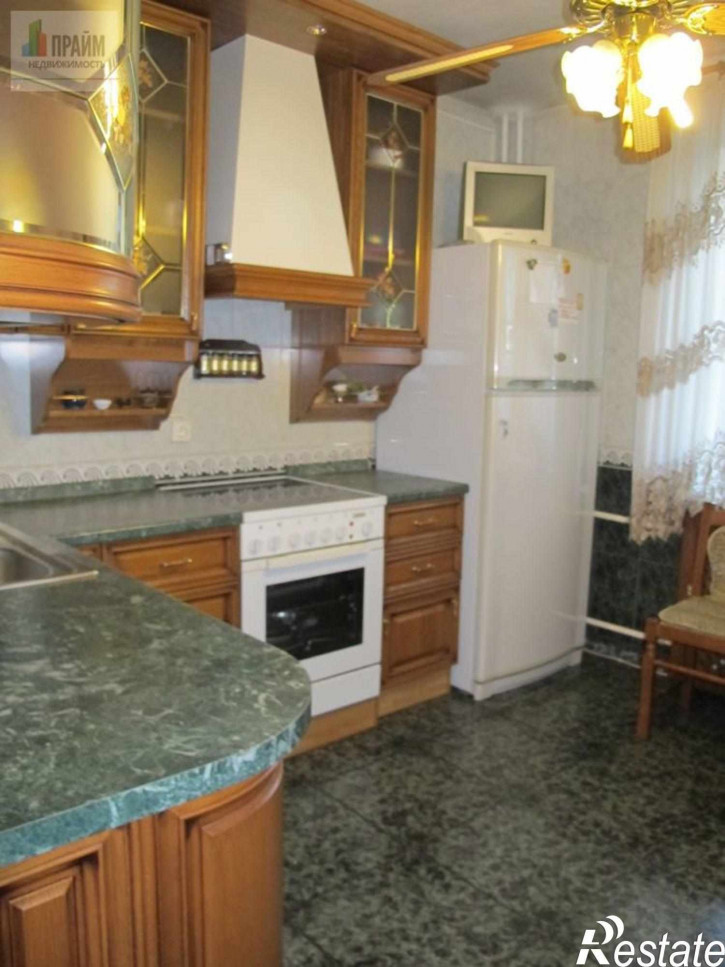 4-комн квартира пер. Мичурина,5
