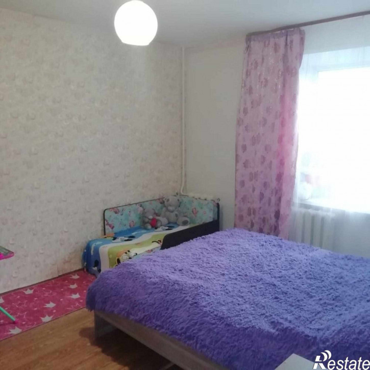 3-комн квартира ул. Зорге,239