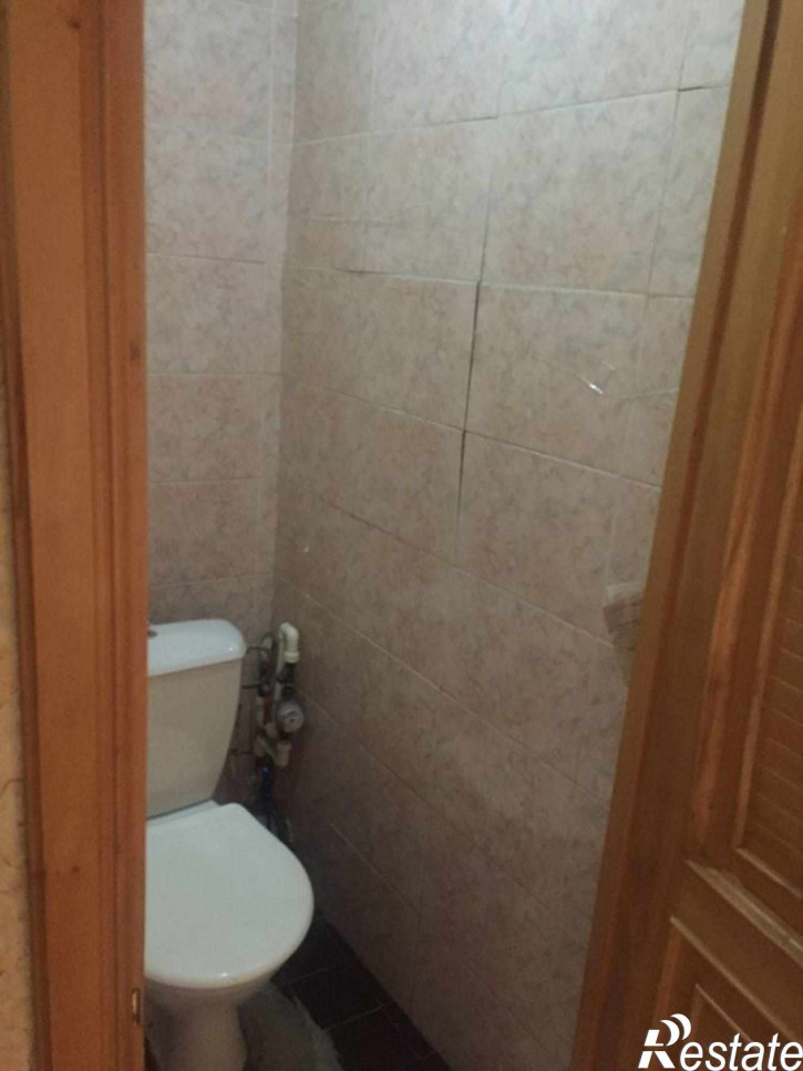 3-комн квартира ул. Зорге,105