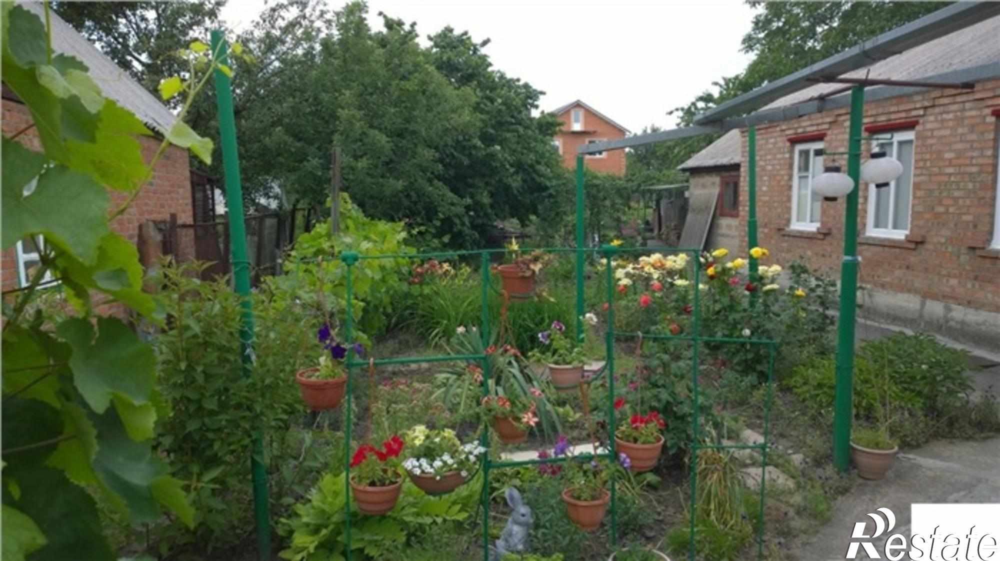 Купить дачу, дом, коттедж за 5 000 000 рублей на Островского улица, 1005