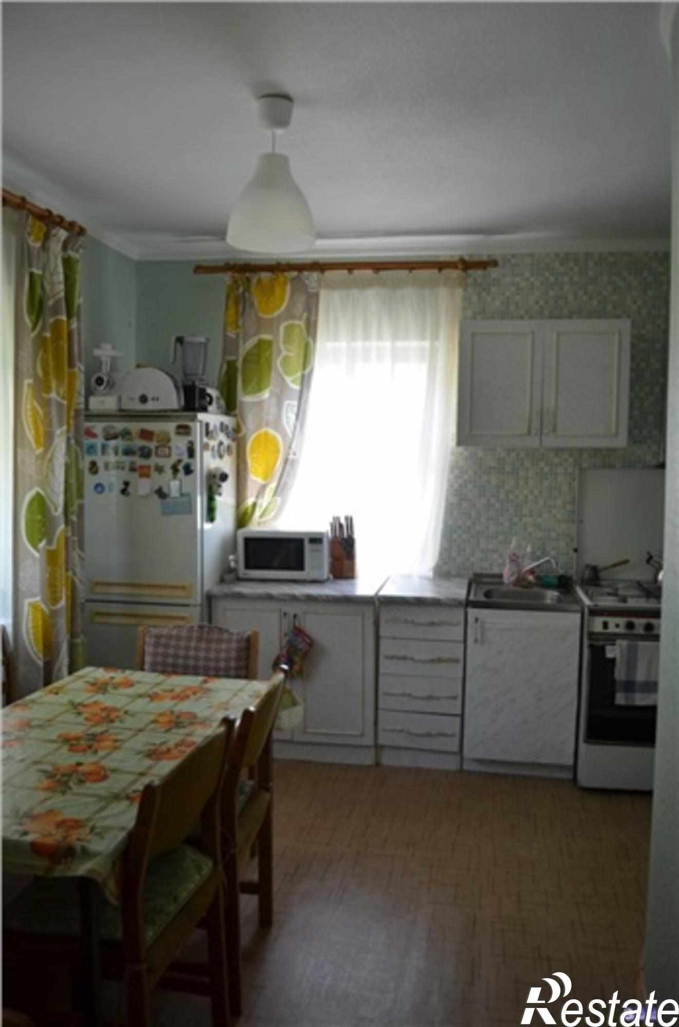 Купить дачу, дом, коттедж за 3 750 000 рублей на мира улица, 1005