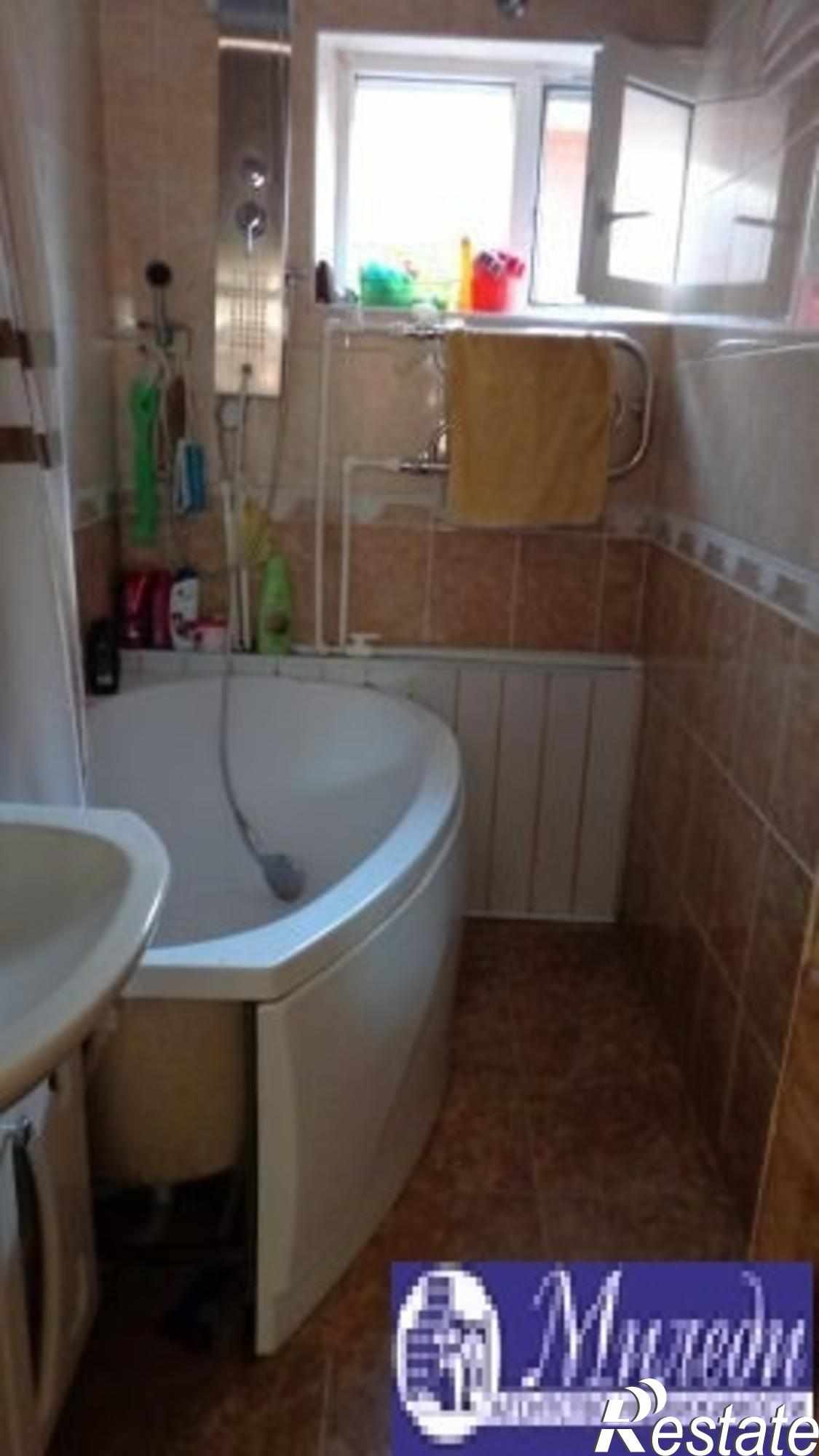 Купить дачу, дом, коттедж за 15 800 000 рублей на мира улица, 1005