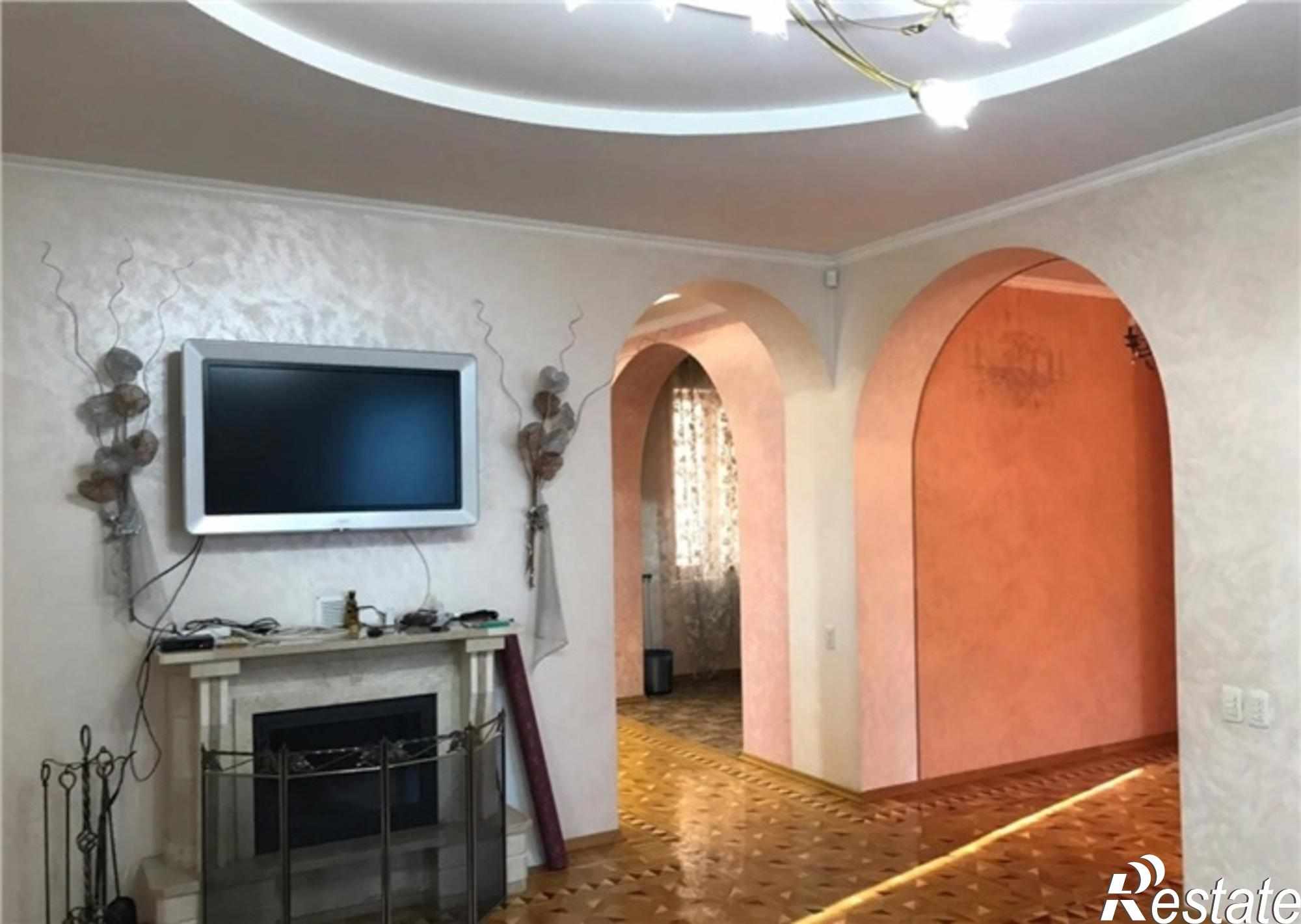 Купить дачу, дом, коттедж за 10 200 000 рублей на Заводская улица, 784