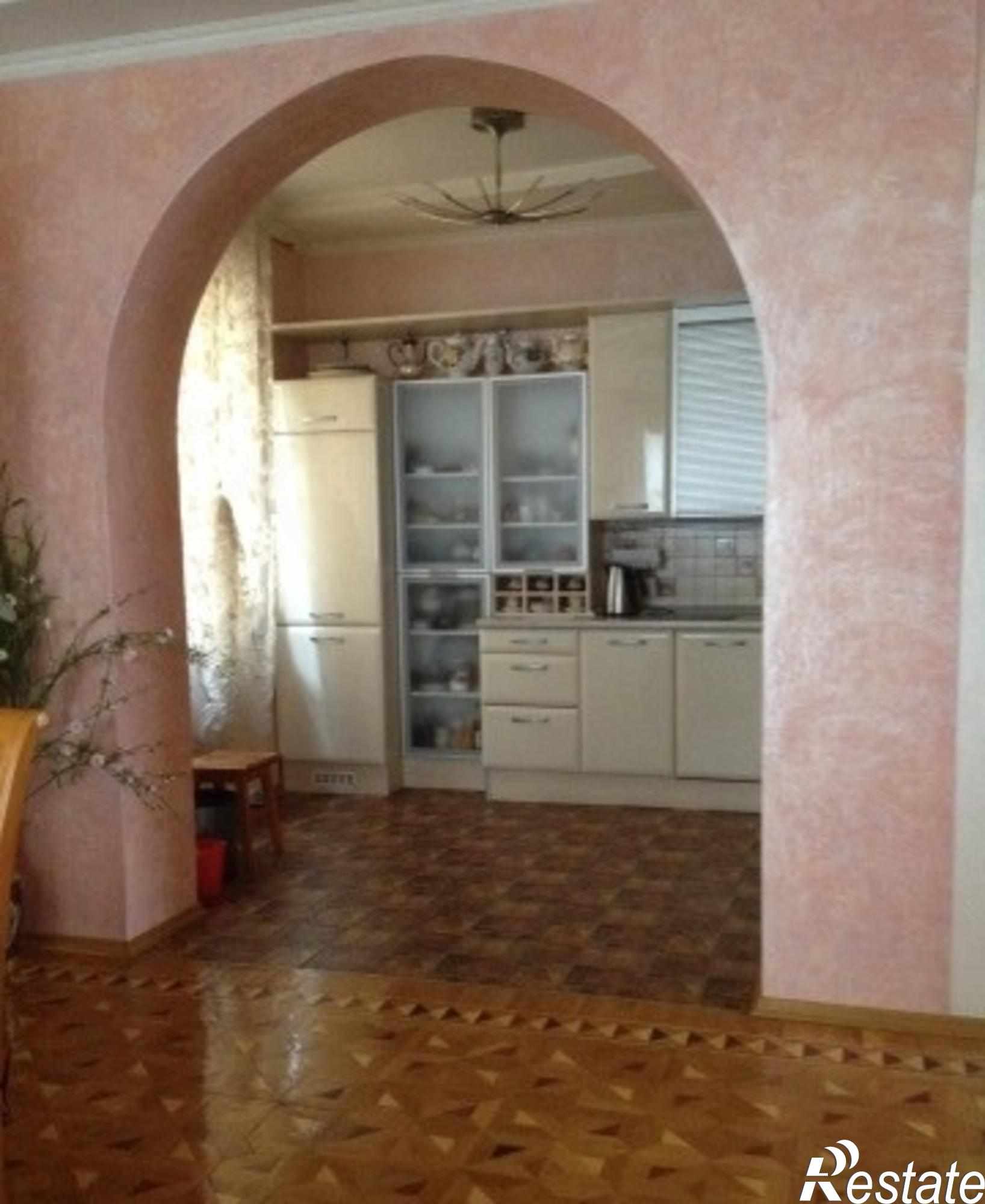 Купить дачу, дом, коттедж за 10 200 000 рублей на Заводская улица, 784