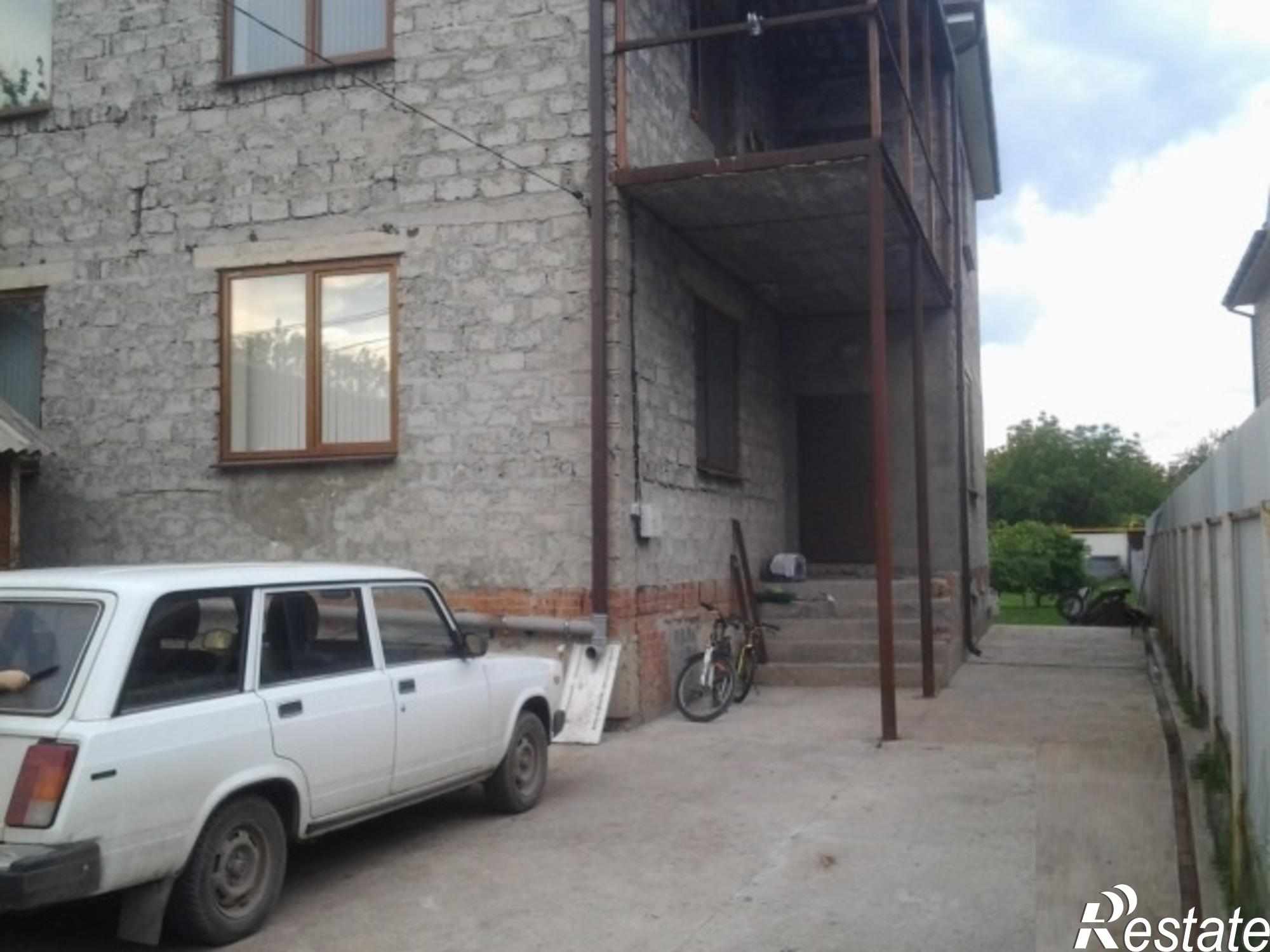 Купить дачу, дом, коттедж за 20 000 000 рублей на мира улица, 1005
