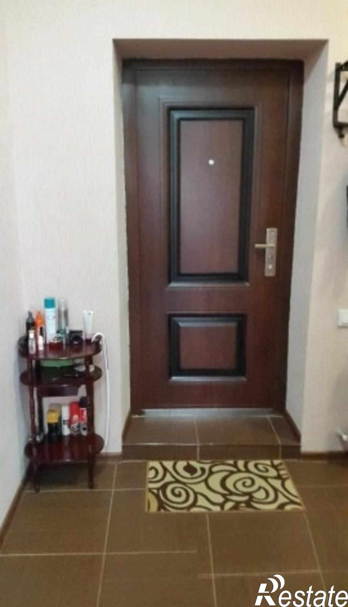 Купить квартиру за 2 300 000 рублей на Гастелло улица, 1005
