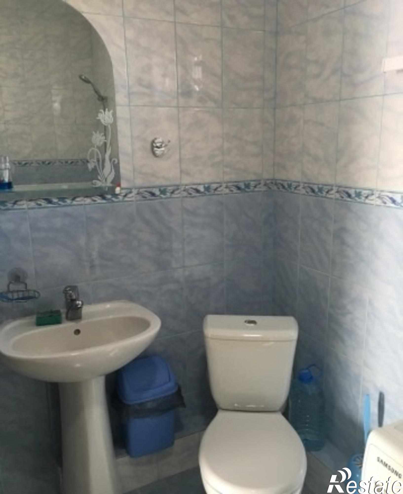 Купить дачу, дом, коттедж за 5 700 000 рублей на мира улица, 1005