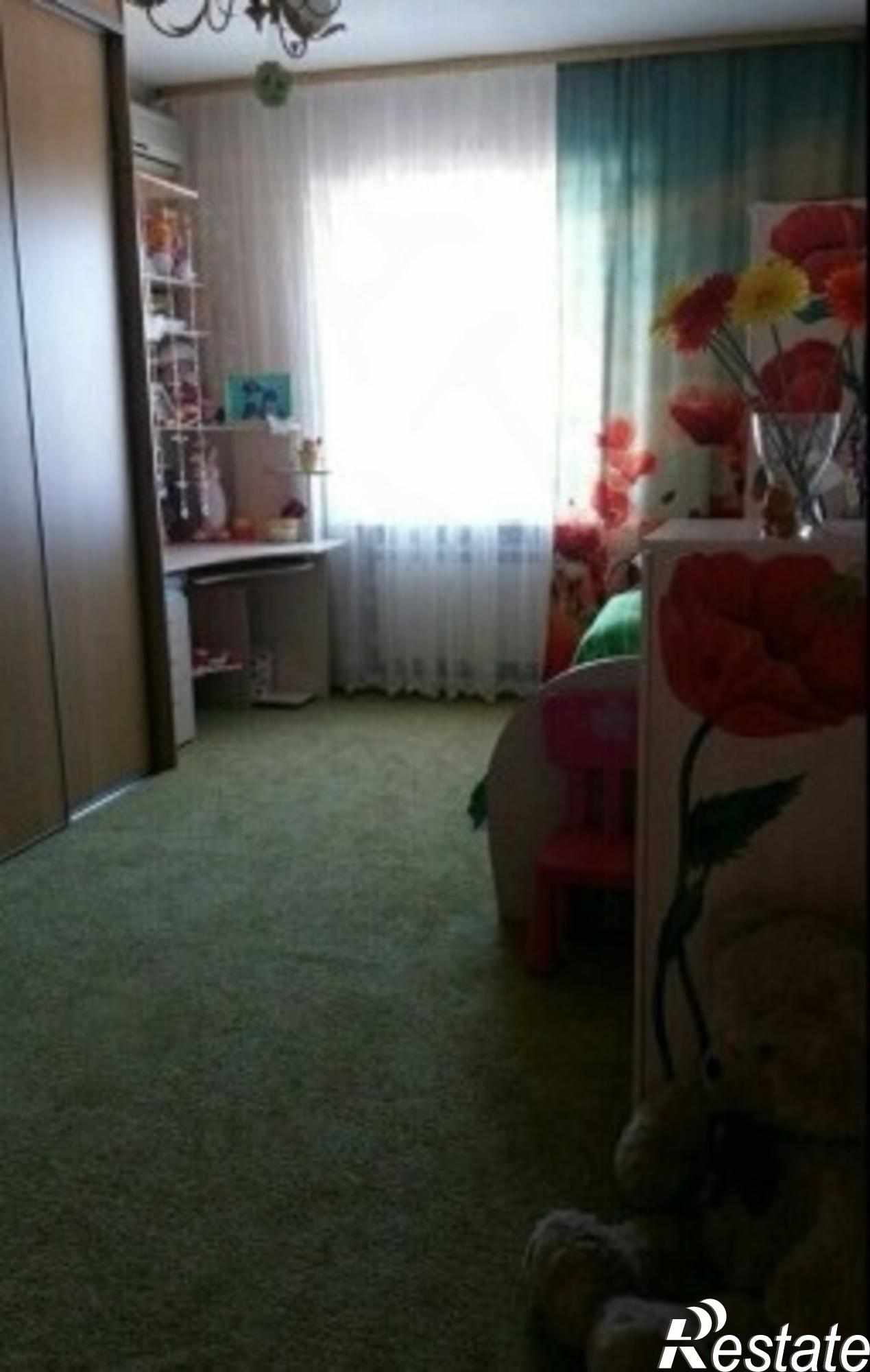 Купить дачу, дом, коттедж за 18 000 000 рублей на 11 Линия улица, 1005