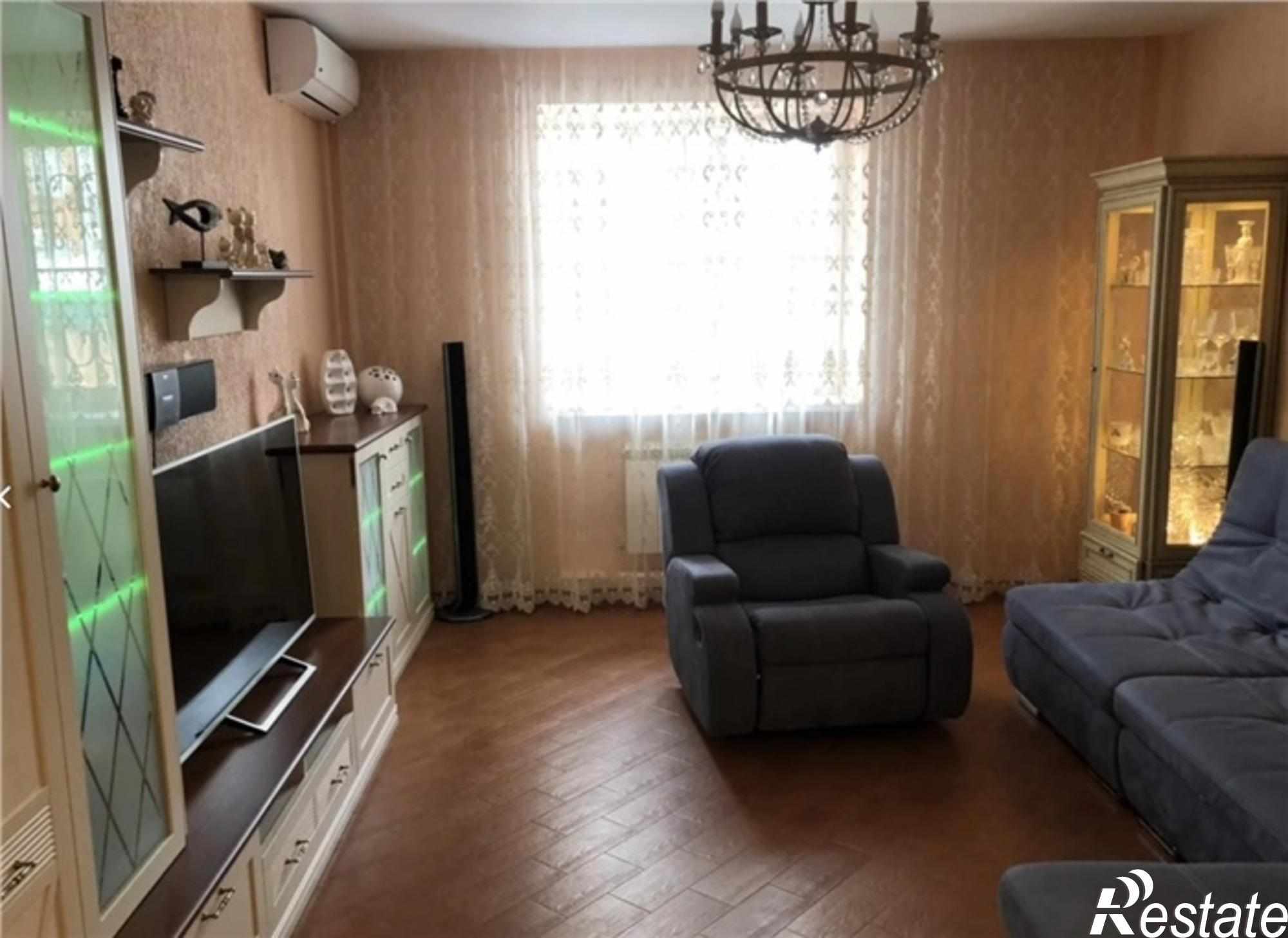 Купить дачу, дом, коттедж за 18 000 000 рублей на 11 Линия улица, 1005