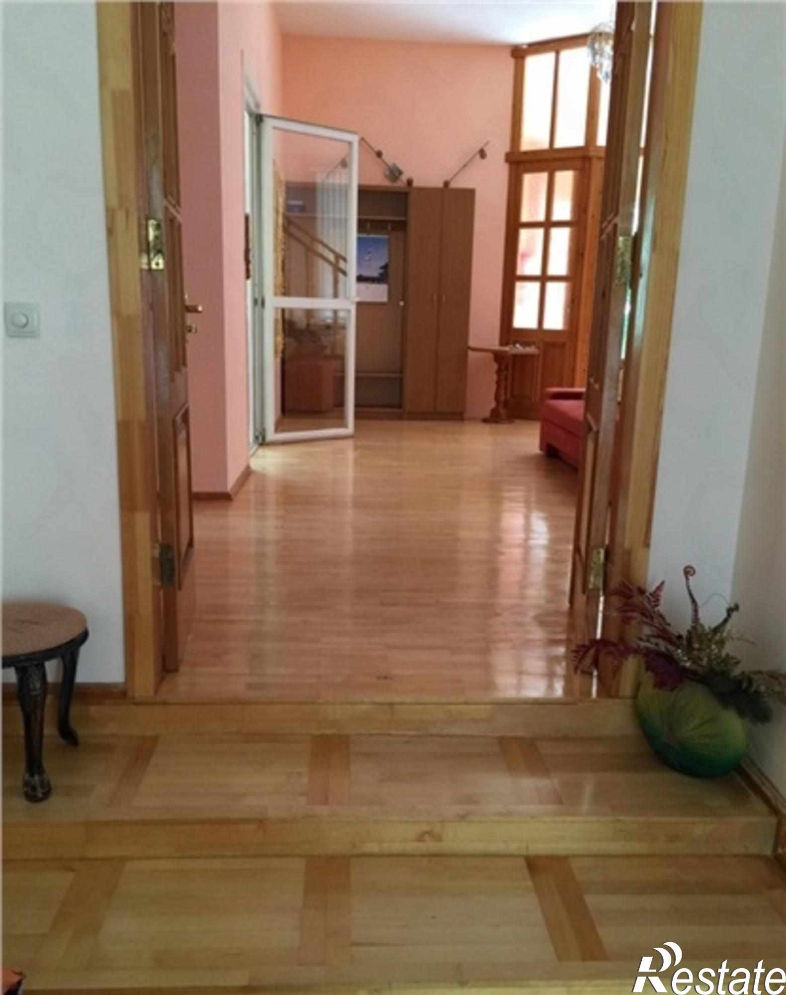Купить дачу, дом, коттедж за 13 500 000 рублей на Кирова улица, 1005