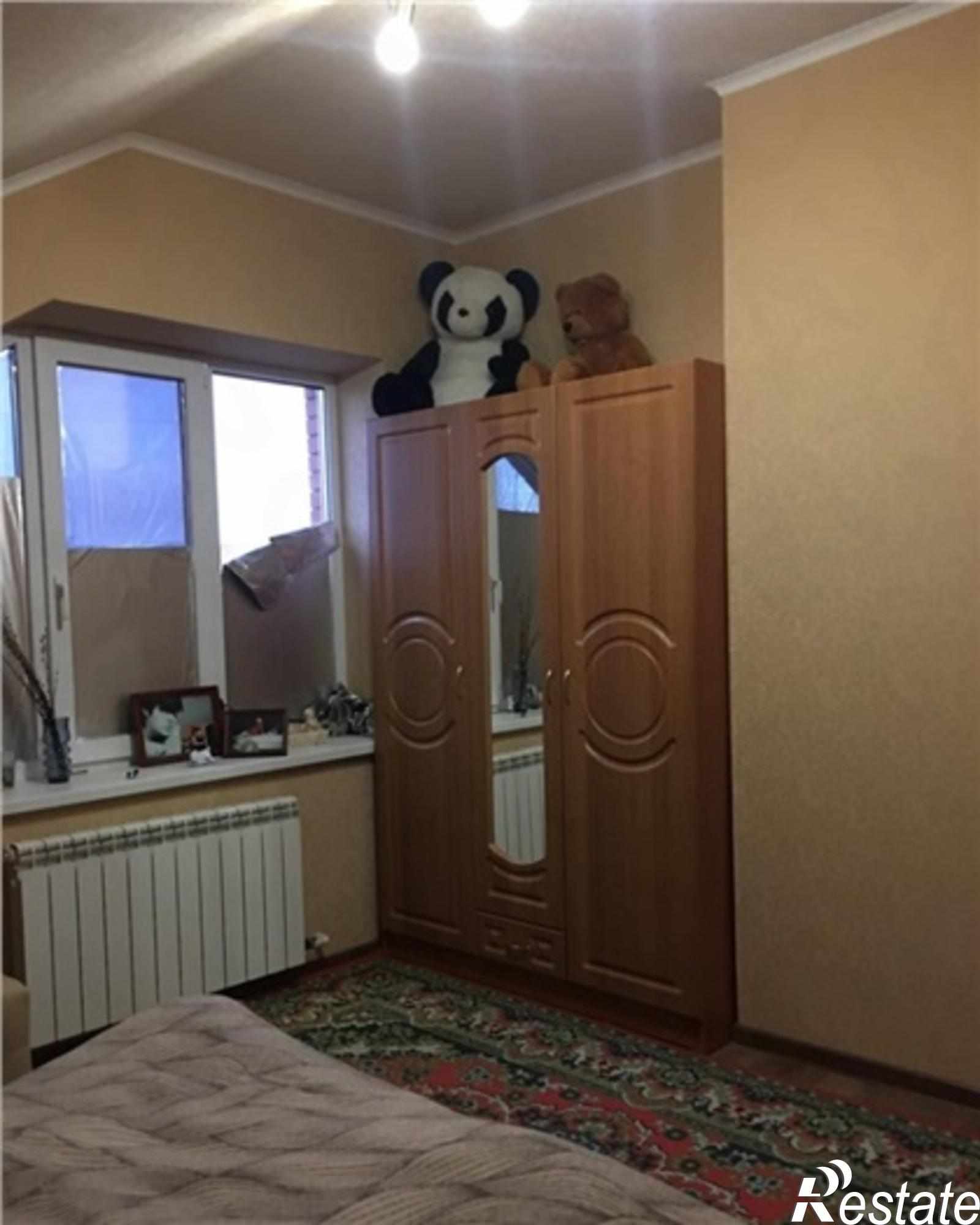 Купить дачу, дом, коттедж за 9 000 000 рублей на Восточный переулок улица, 564