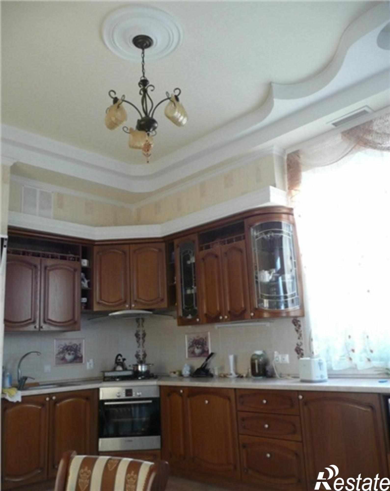 Купить дачу, дом, коттедж за 11 000 000 рублей на м.горького улица, 1015