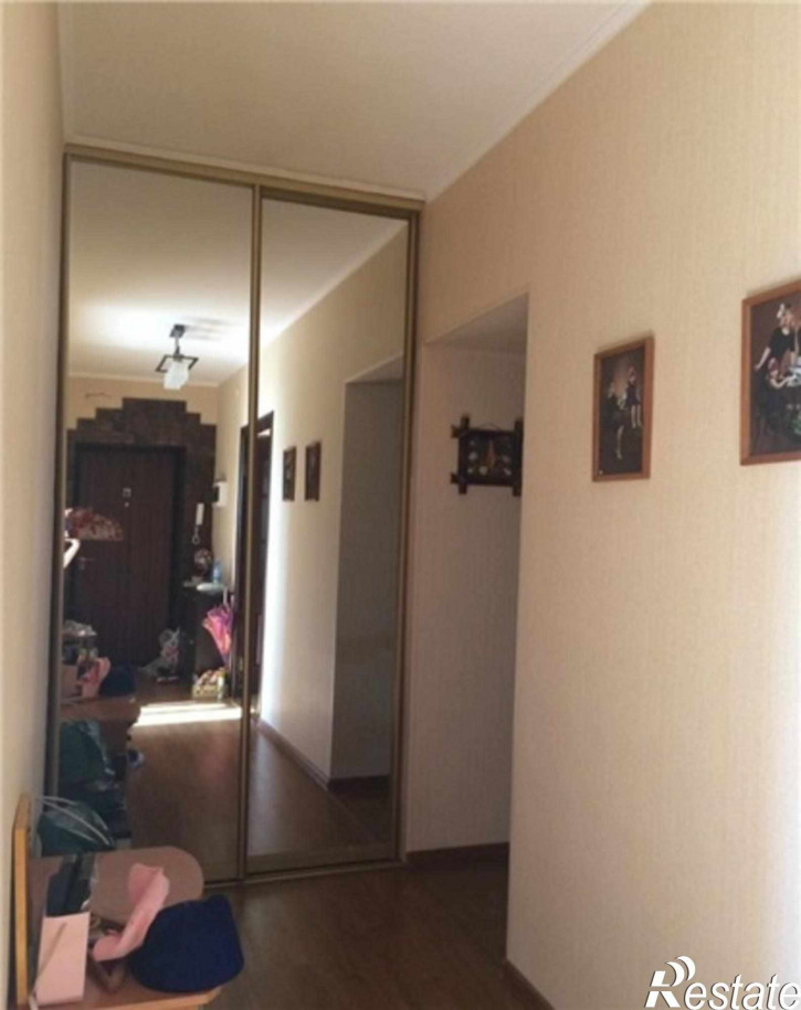 2-комн квартира Вильямса улица, 101