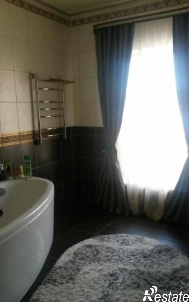 Коттедж/дом Загородная улица, 1000