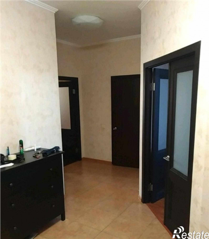 2-комн квартира Комарова улица, 101