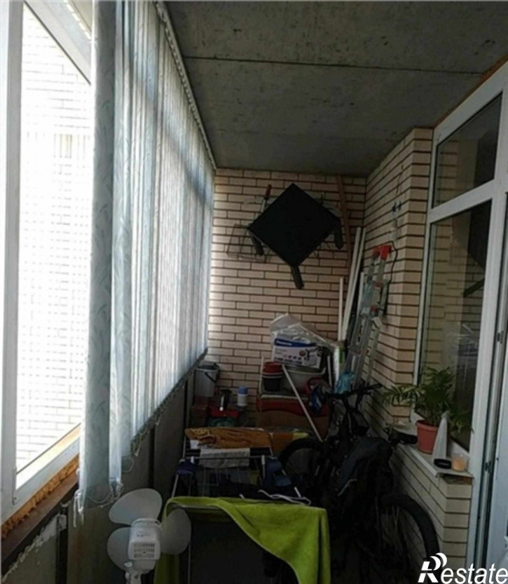 2-комн квартира Комарова улица, 101