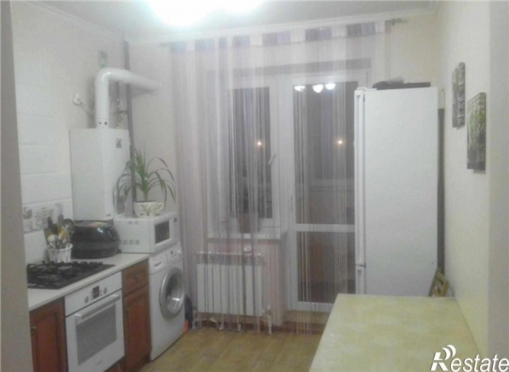 2-комн квартира ушинского улица, 1005