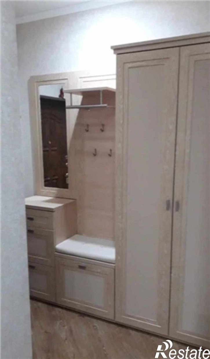 2-комн квартира Урицкого улица, 1090