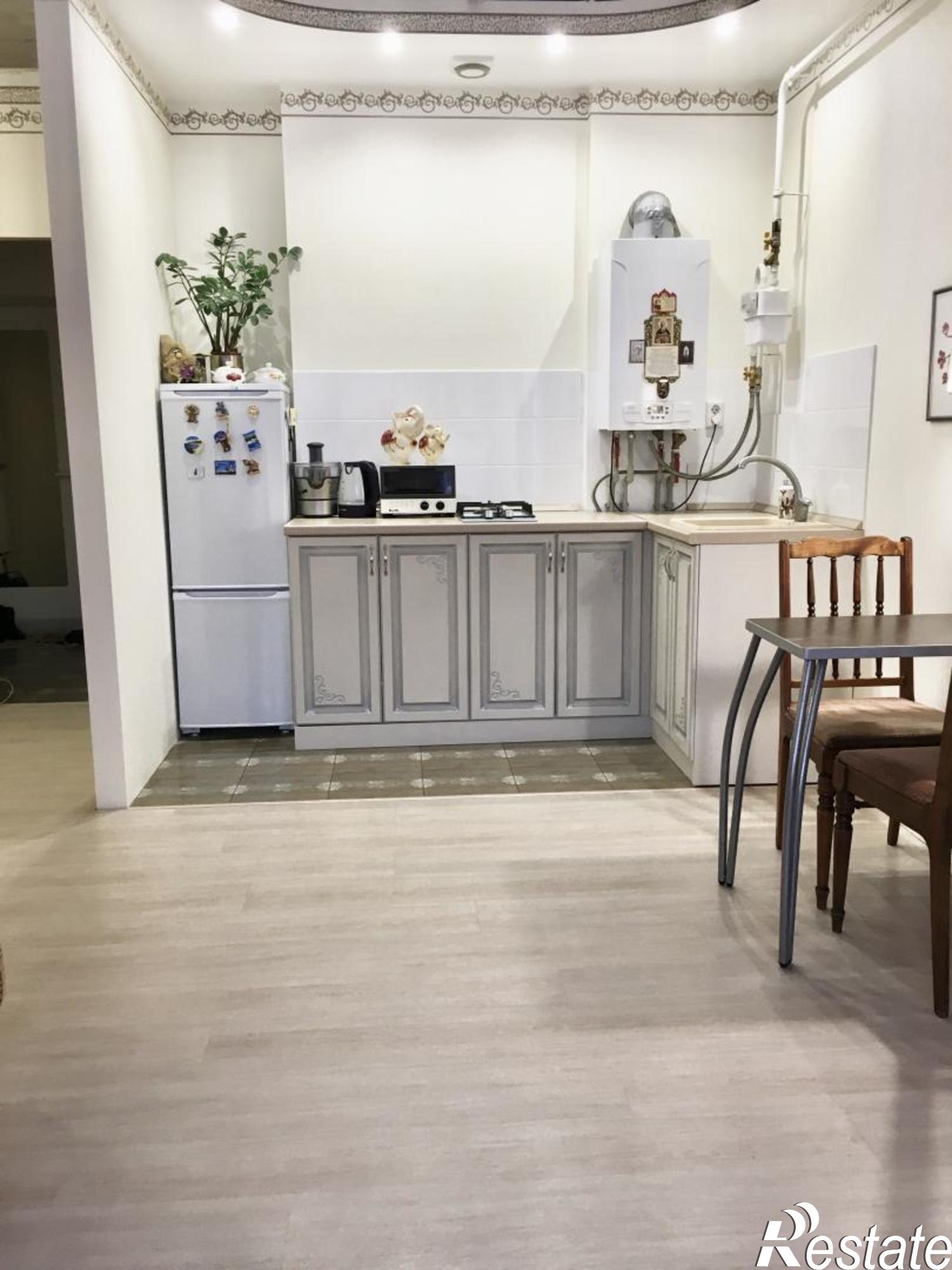Купить квартиру за 2 200 000 рублей на Севастопольская улица, 12