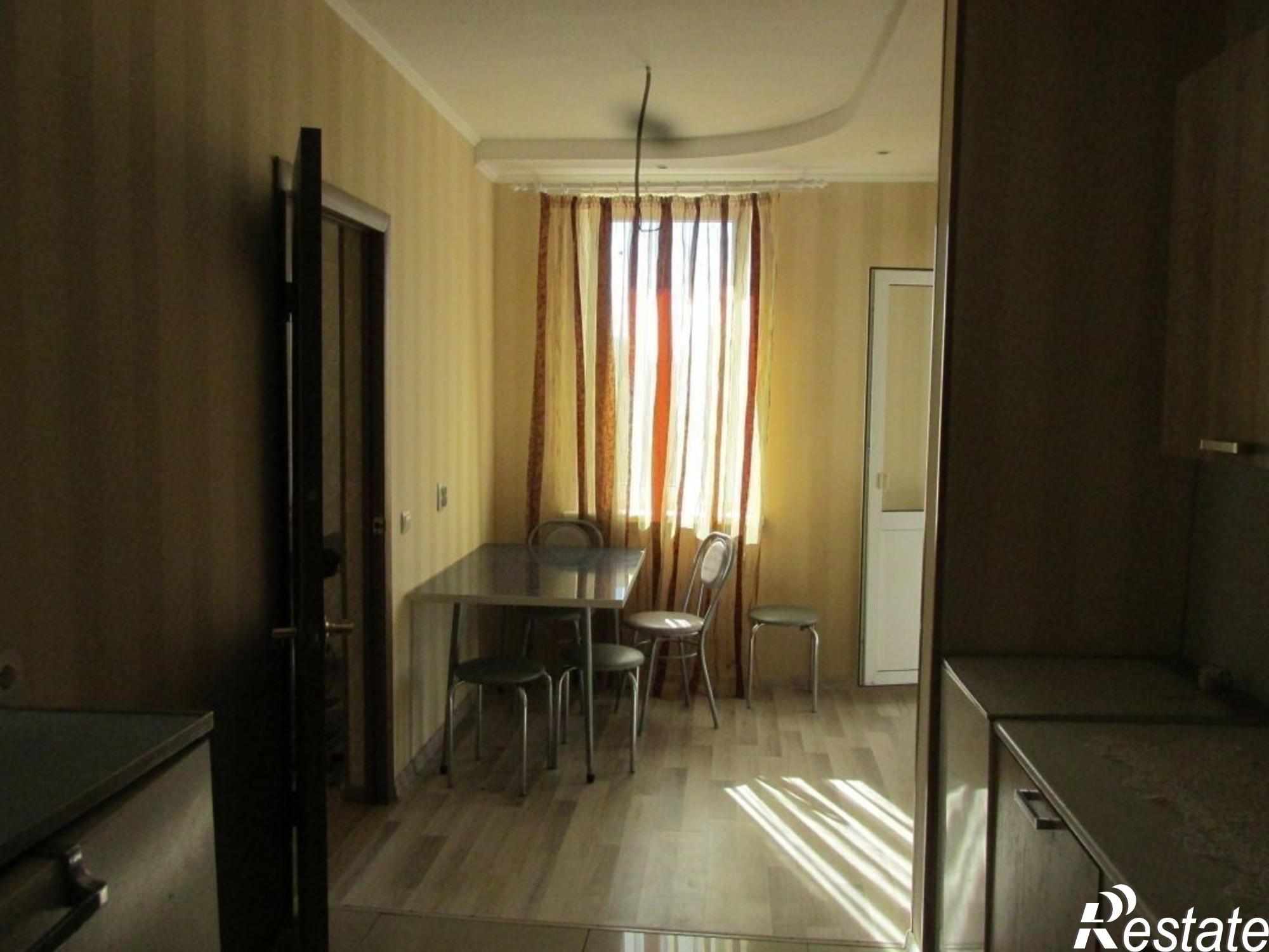 Купить квартиру за 3 700 000 рублей на Северный переулок, 1