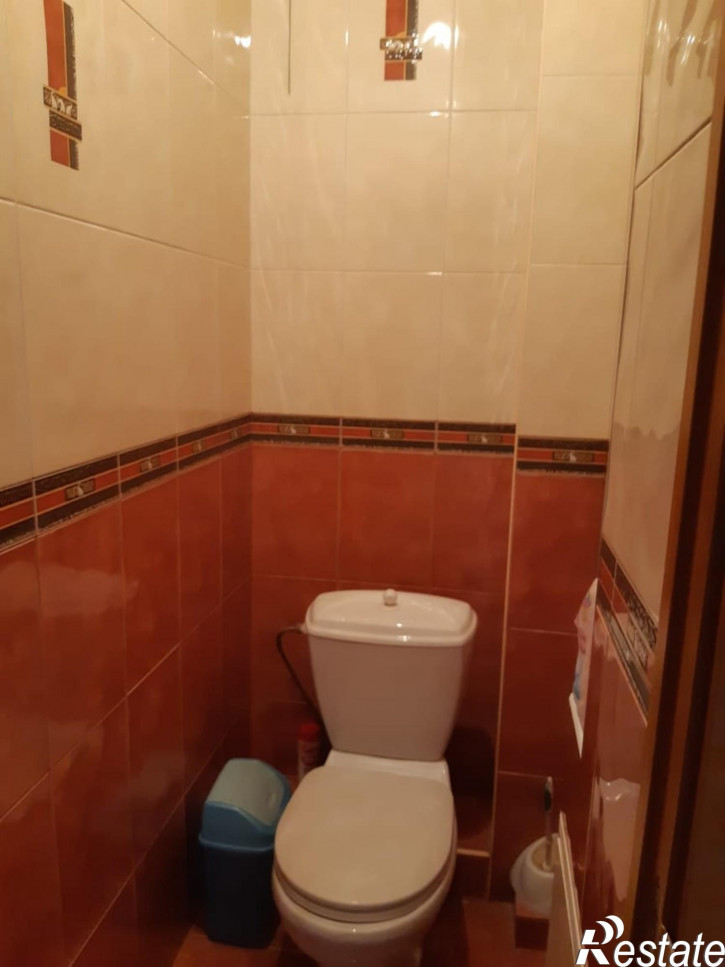 3-комн квартира улица Думенко, 11Д