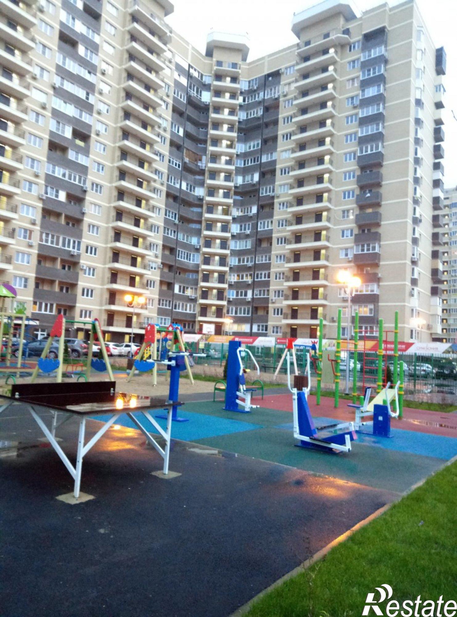 Купить квартиру за 5 450 000 рублей на Российская 72/6