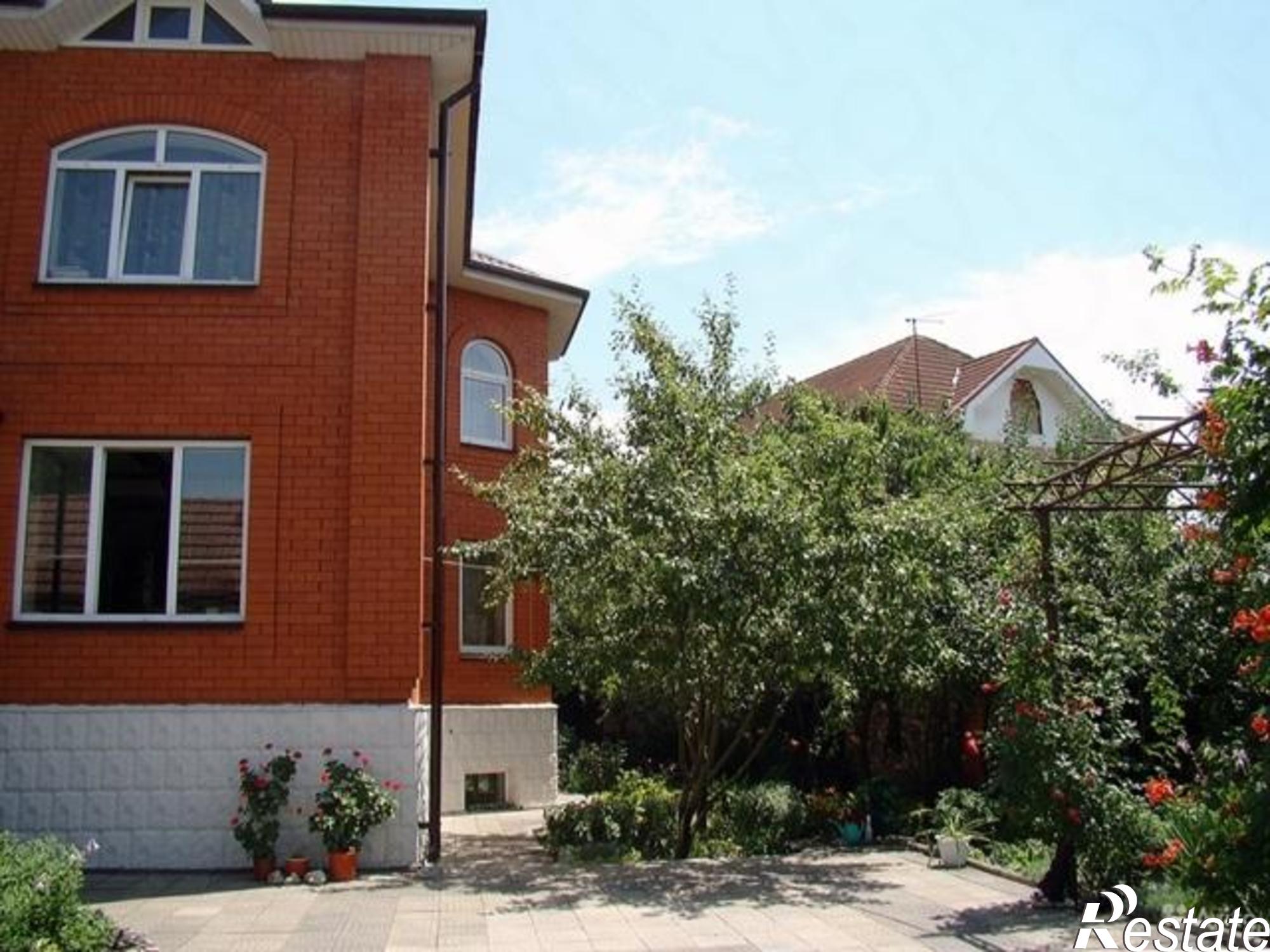 Купить дачу, дом, коттедж за 18 500 000 рублей на Нальчик