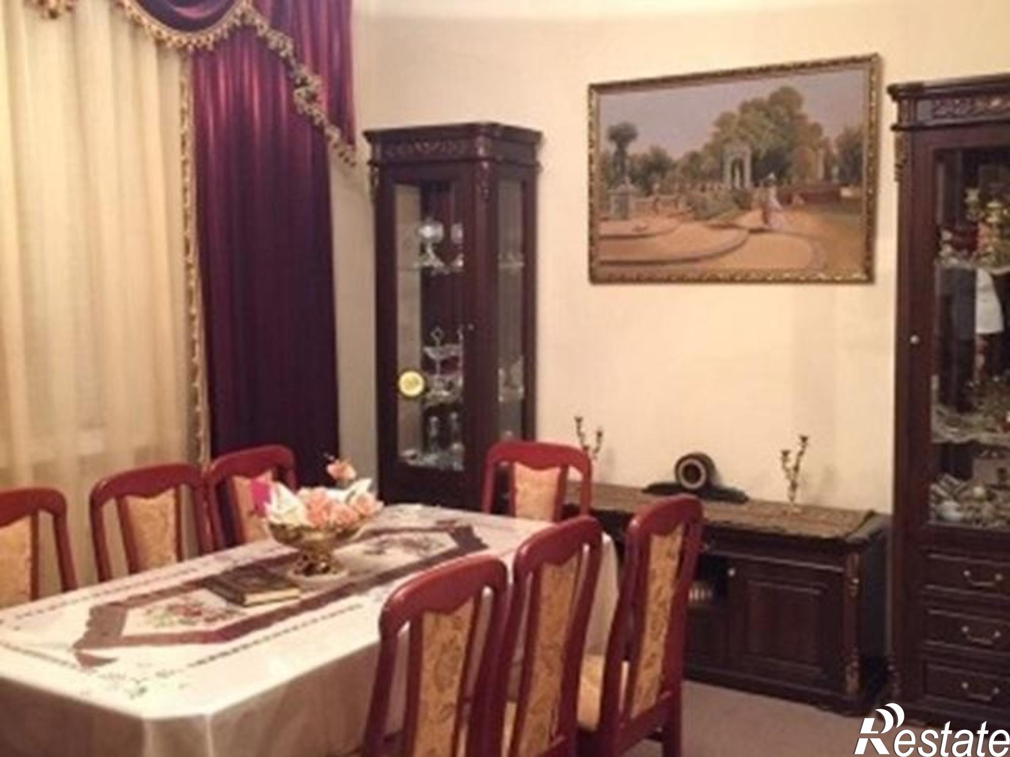 Купить дачу, дом, коттедж за 15 500 000 рублей на улица Комарова