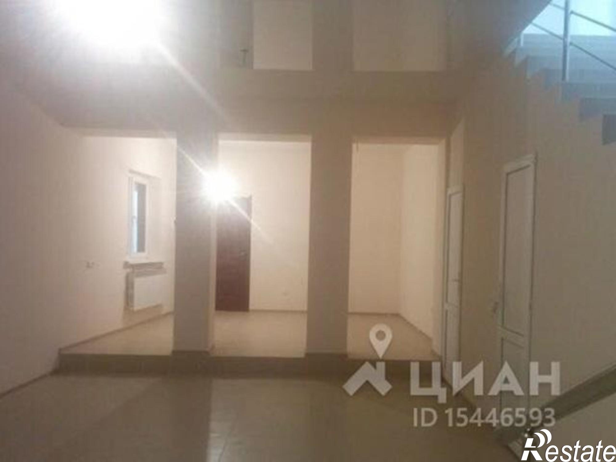 Купить дачу, дом, коттедж за 18 000 000 рублей на Кабардинская улица, д.71