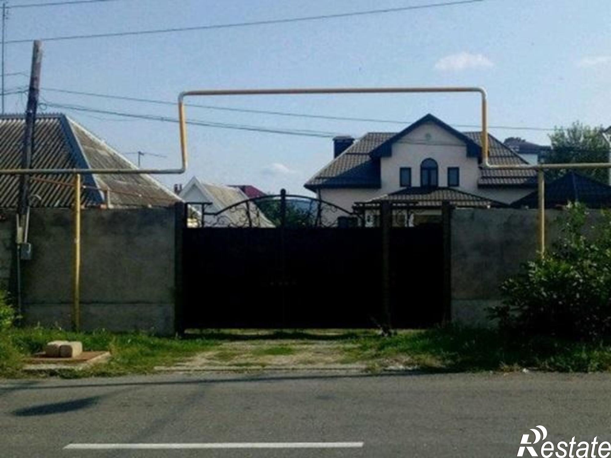 Купить дачу, дом, коттедж за 12 000 000 рублей на Калмыкова улица, д.79