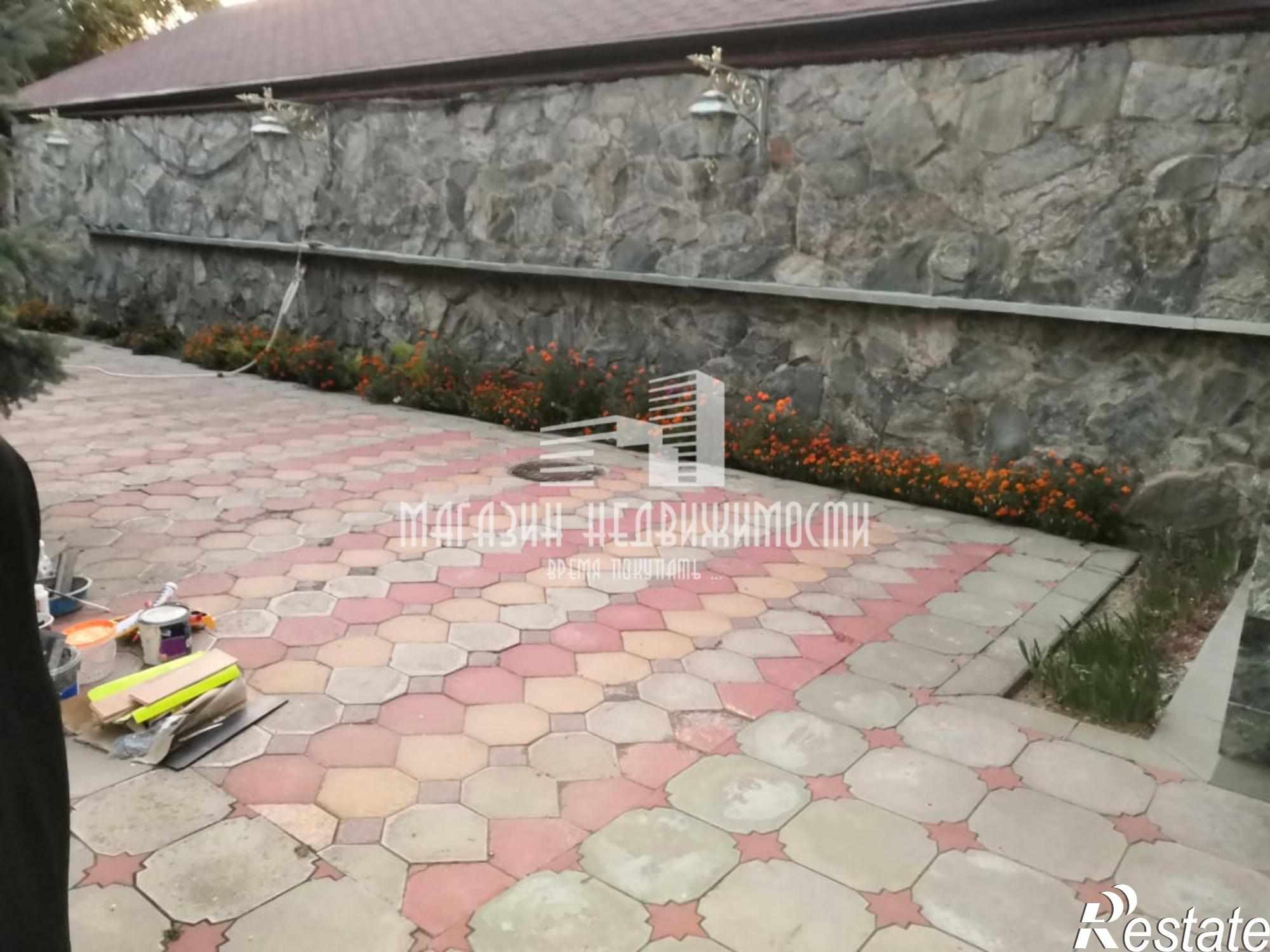 Купить дачу, дом, коттедж за 19 000 000 рублей на Кешокова улица