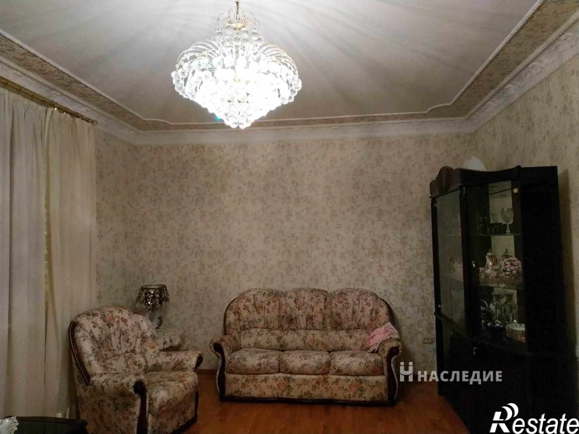Купить дачу, дом, коттедж за 14 000 000 рублей на Первомайская ул