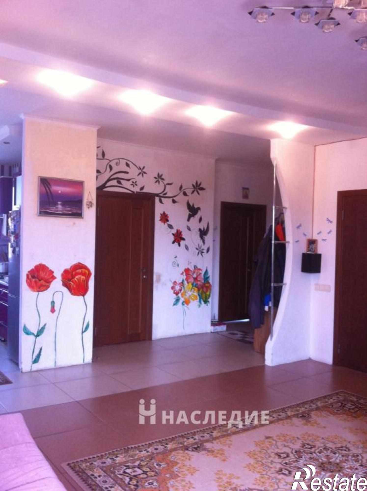 Купить дачу, дом, коттедж за 10 000 000 рублей на Декоративная ул