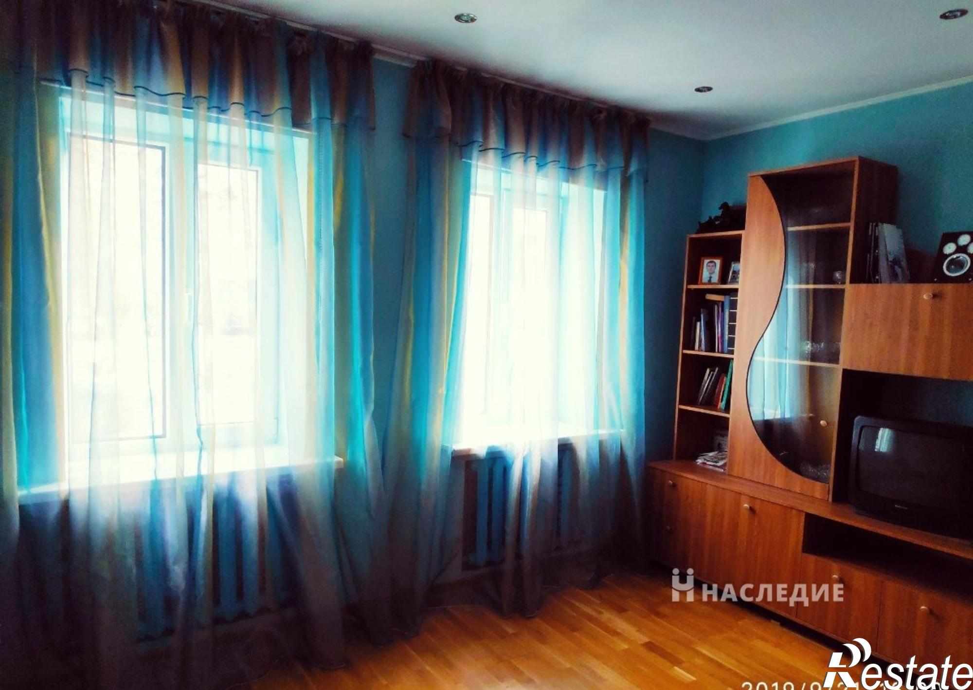 Купить дачу, дом, коттедж за 10 900 000 рублей на Щорса ул