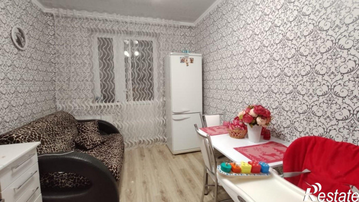 1-комн квартира П. Метальникова 26