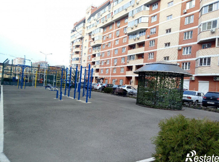 2-комн квартира Московская 125/1